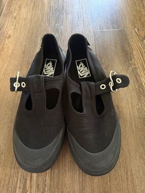 Vans Black Mary Jane Canvas Shoes with Buckle Strap